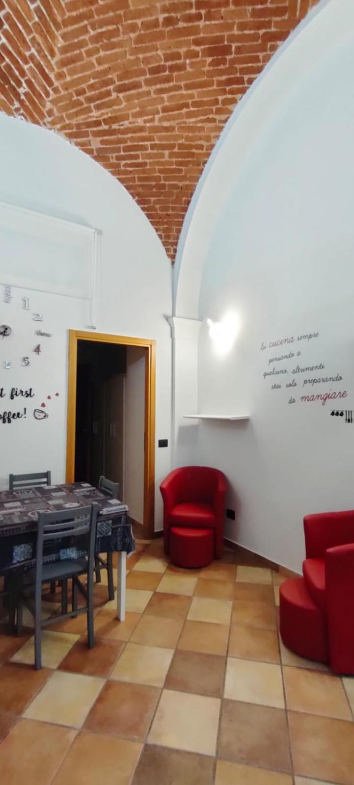La Casa Di Trilly Apartment วิเจวาโน ภายนอก รูปภาพ
